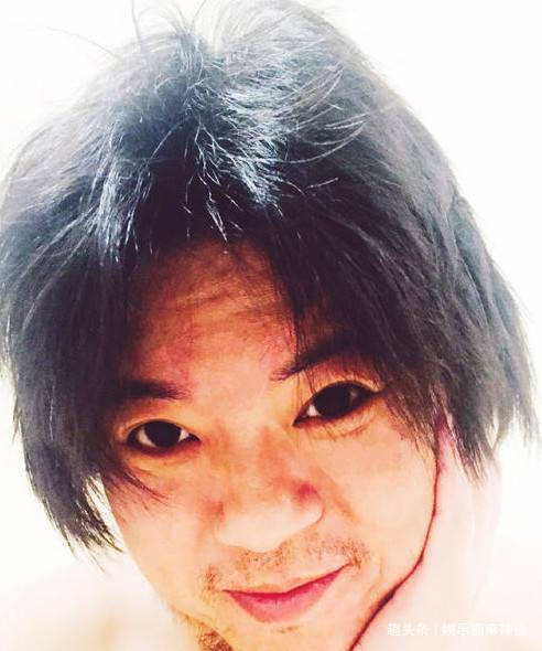 高晓松罕见晒父母结婚照，父母年轻时候高颜值，网友开启吐槽模式