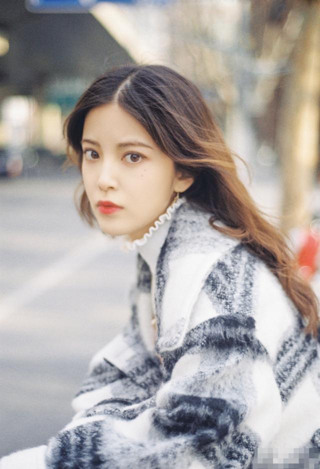 扮演者却是比女主还要美|悲伤逆流成河|扮演者|朱丹妮_新浪新闻