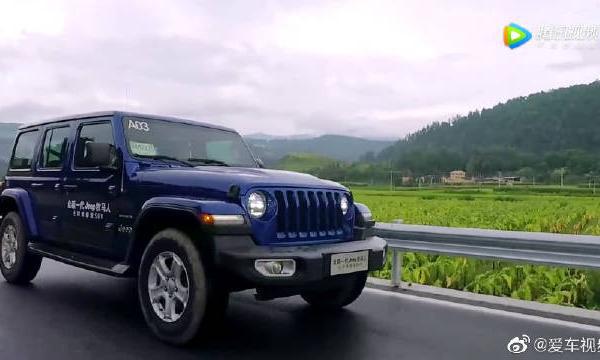 试驾Jeep牧马人，座椅柔软度和空间都比上一代更加进步！