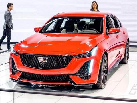 凯迪拉克CT5-V实车亮相，橙色车身，四出排气，3.0T爆发360马力