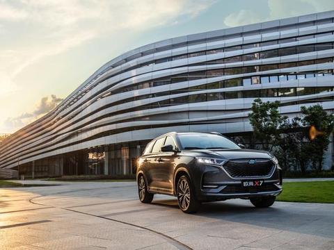 一言不合终身免费维保，预售价7.99万起长安欧尚X7成“搅局者”