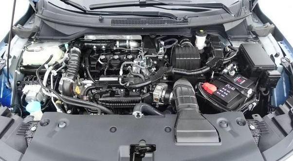 比轩逸还漂亮, 这车油耗仅4.9L, 不足10万, 还看本田思域