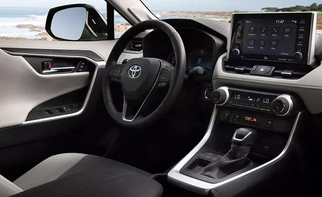 全新丰田RAV4即将上市,越级实力值得等待!