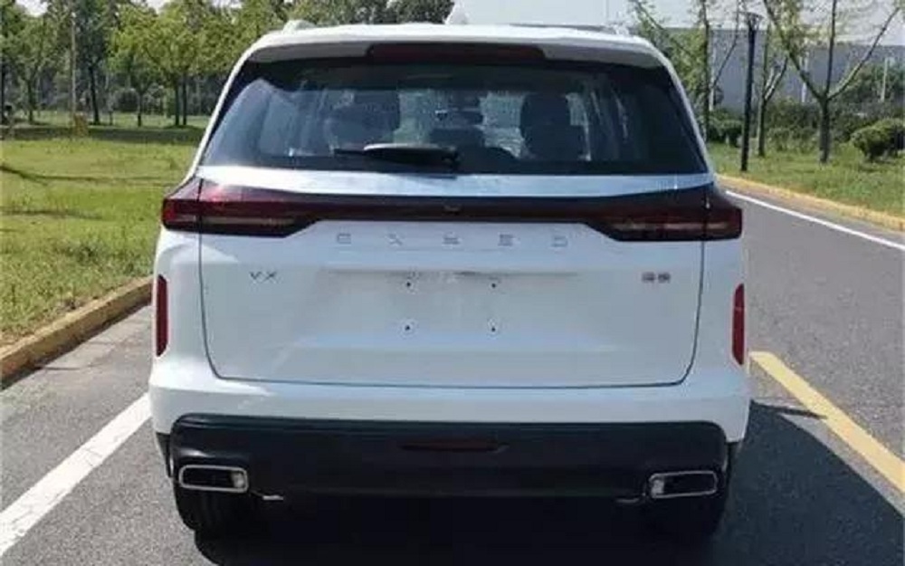 奇瑞推一款直逼途昂的大7座SUV,没成想外观被狂吐槽了