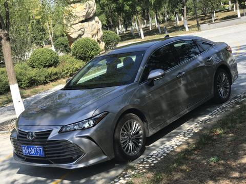 试驾亚洲龙双擎版  没有想象中的惊艳但油耗真的低