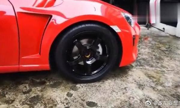 实拍改装丰田86，外观豪华霸气，你喜欢吗？