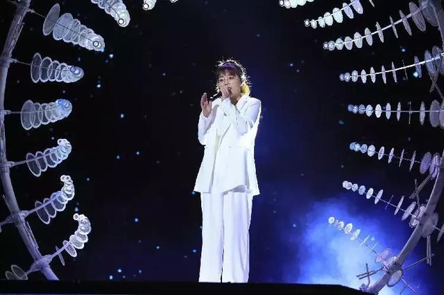 19岁“火星女孩”成《好声音》总冠军 盘点历届冠军你还记得谁？