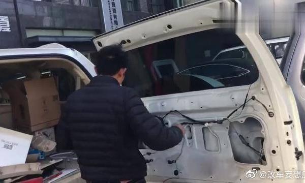 中东版普拉多2700加装360环影！我越来越膨胀了，这么贵都敢看！