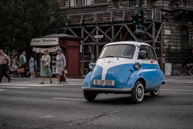 奔向“自由”的BMW Isetta