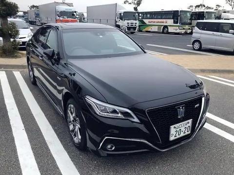 全新一代“丰田皇冠”亮相，气势超奥迪A6L，配2.5L自吸，带四驱