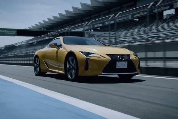 雷克萨斯最新宣传片《街道to赛道》