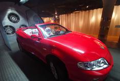 火箭尾翼的凯迪拉克也太帅了吧