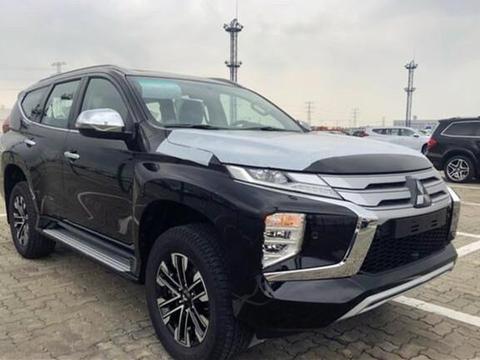 买不起普拉多就选它！车长近4米8，出自日系大厂，配V6引擎+8AT