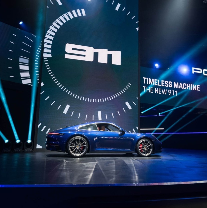 全新保时捷911正式上市，我就看看不说话