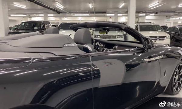 超有质感的敞篷劳斯莱斯，有没有让你眼前一亮呢？