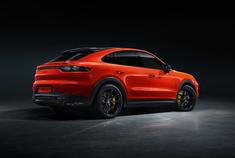 Porsche Cayenne Coupé，熔岩橙真的太无敌了