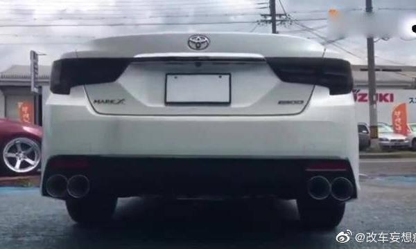 锐志改装兰博基尼排气管，一脚油门后，霸气开始