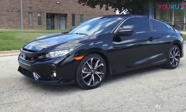 这样的思域太迷人 像跑车一般帅气，实拍本田思域Si