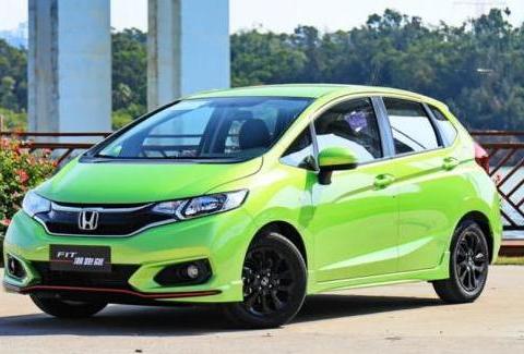 全新飞度来了，换装三缸机还是你心中的神车？