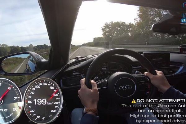 1012HP的奥迪RS6挑战328km-h在无限速高速公路上