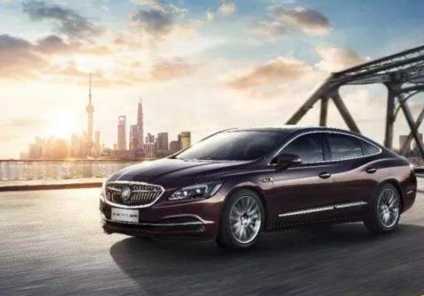 刚上市降2.5万，5米长全系2.0T+9AT，懂它的人都不看凯美瑞