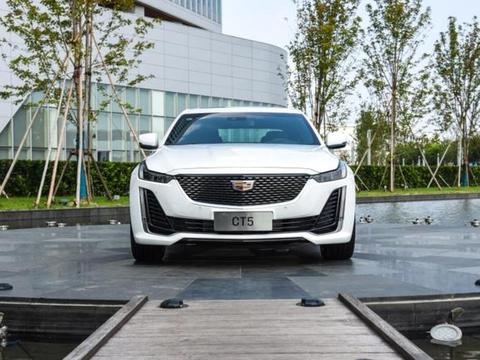 搭载10AT动力超越宝马3系，预售28万起，这款轿车将成为热点？