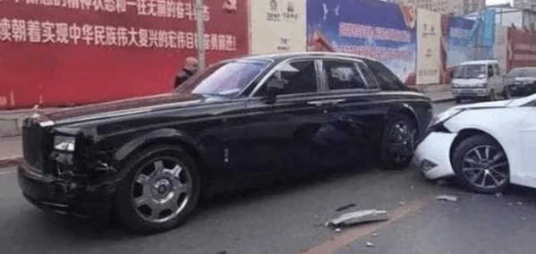 在美国撞了豪车会怎么样?