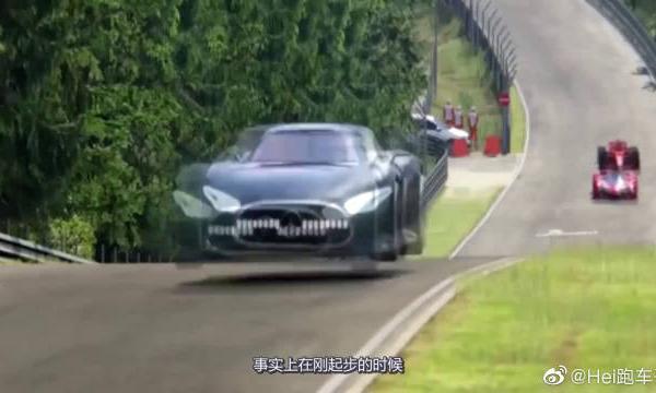 太刺激了，法拉利超跑和法拉利F1一决高下，看的我心潮澎湃！