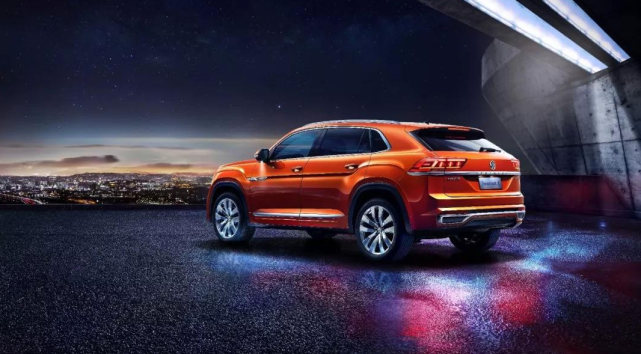大众顶级SUV,配航空头枕和V6引擎,气场远超BBA