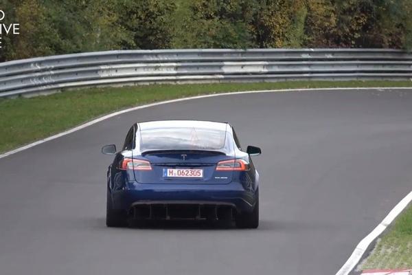 特斯拉 Model S P100D+ Plaid 重返纽博格林