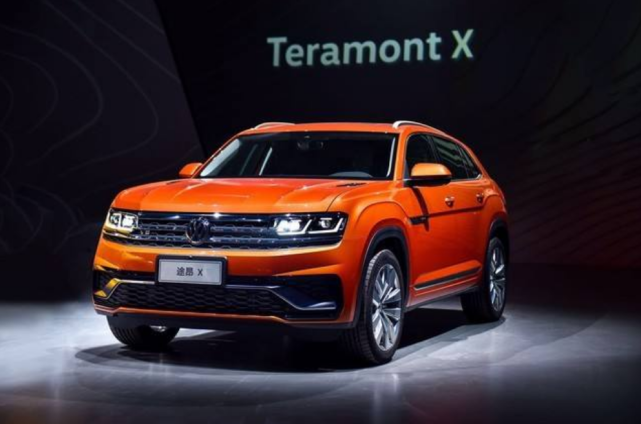 大众顶级SUV,配航空头枕和V6引擎,气场远超BBA
