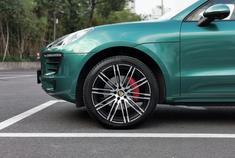 保时捷MACAN换新色 美国艾利复古绿. 高级色，媲美原漆质感.