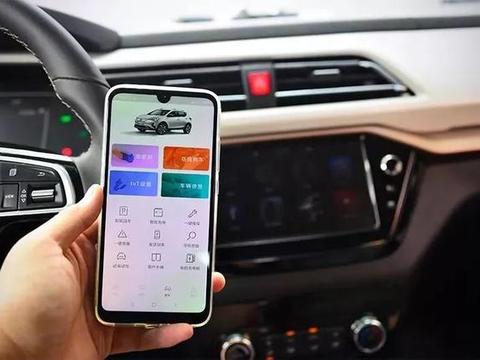 江淮的电动技术+大众的标准，“混血儿”思皓E20X来头大