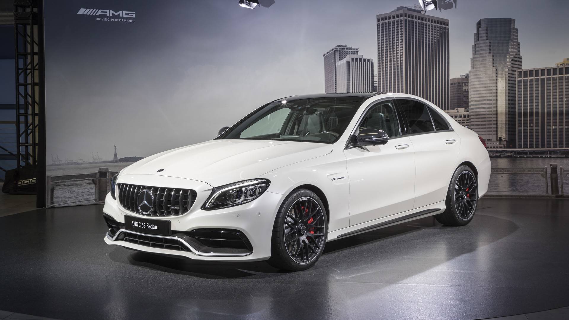 取消大排量V8发动机 全新AMG C 63或将搭载4缸发动机