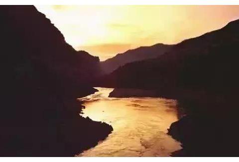 中国保护母亲河行动 丰田Mirai加氢站使用体验