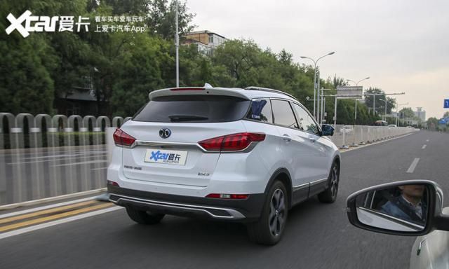 爱卡新能源评测 高性价比北汽新能源EX5