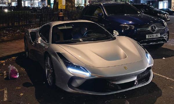 伦敦首台Ferrari F8 Spider （by TheTFJJ）