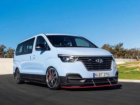 现代又一“MPV”亮相，比GL8好看，大后驱配V6引擎，可乘坐8人