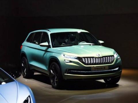 大众再亮王牌！新车配6座比卡宴好看，不足18万档次超50万