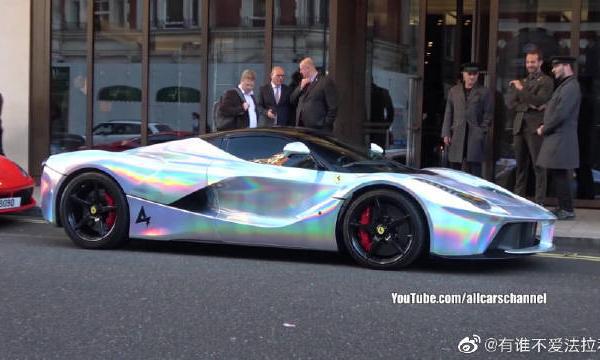 【法拉利】罕见幻彩色法拉利拉法回头率不要太高！