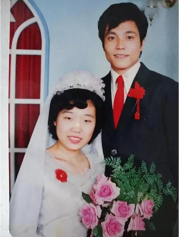 八十年代婚纱照_婚纱照风格(3)