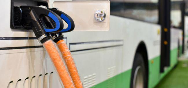 在英销量仅次于奔驰和沃尔沃 中国客车企业逆袭