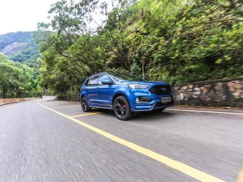 7座SUV井喷，它动力比汉兰达更强，中型SUV还是它好开