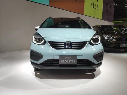 外观呆萌 第四代飞度亮相东京车展 共有五个版本推出