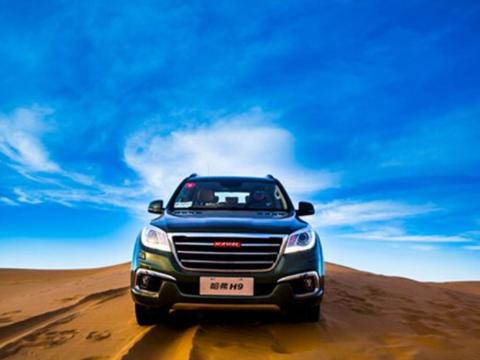 重2.3吨带3把锁，开它越野不惧普拉多，真不该被轻视