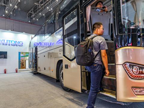 在英销量仅次于奔驰和沃尔沃 中国客车企业逆袭靠什么