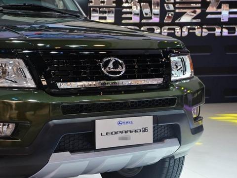 长4.9米配四驱带大梁，霸气不惧普拉多，真不该被遗忘