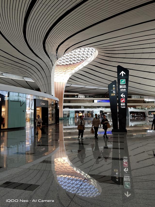 北京网红机场打卡,一组iqoo neo 855版本拍摄的大兴机场