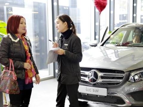 买新车最多能“砍”多少钱？4S店老员工：按这价格砍决，不吃亏