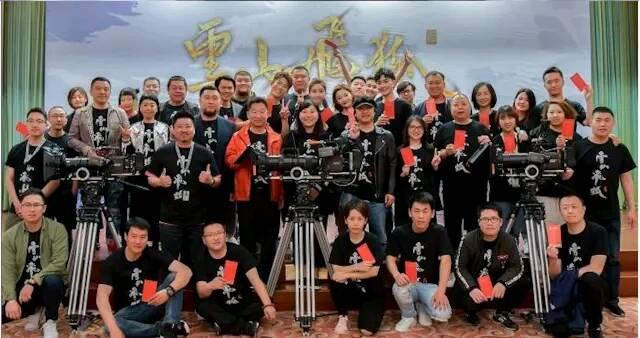 新版《雪山飞狐》未播先火, 来看看男女主演大家都满意吗？